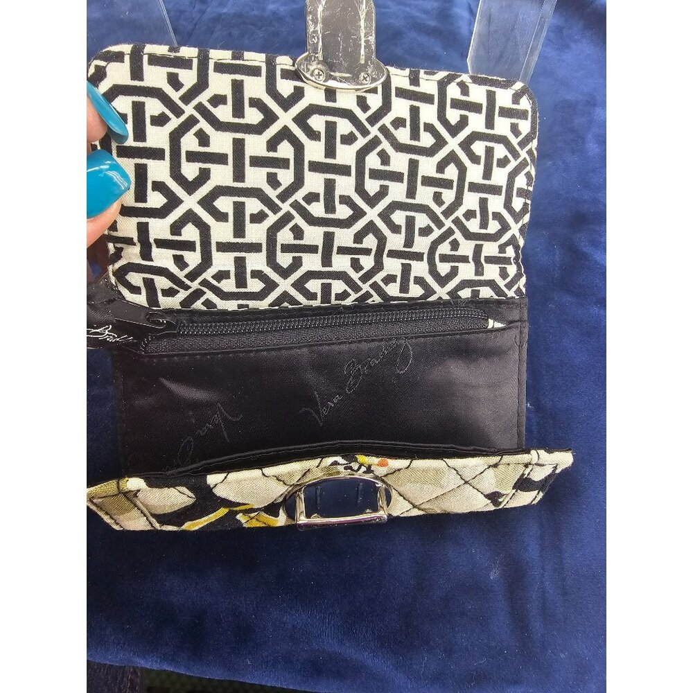 Vera Bradley‎ Tri Fold Wallet ID Easy Look on Back Dogwood Black Yellow - Picture 3 of 9